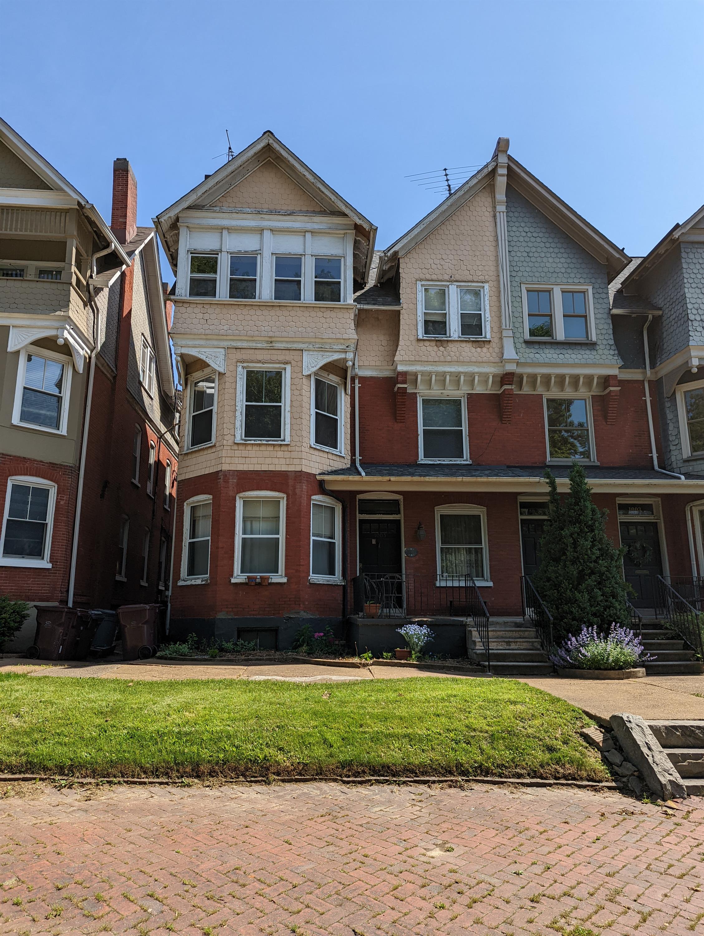 1005 Park Place - 2