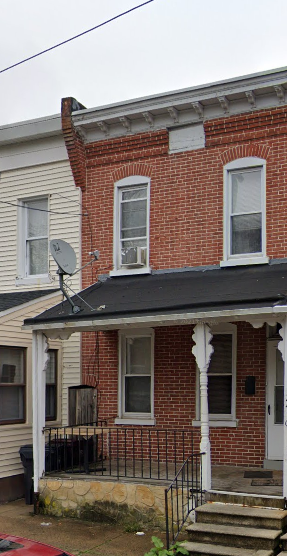 2410 Lamotte Street - 1