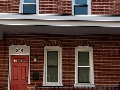 214 North Lincoln Street - 1